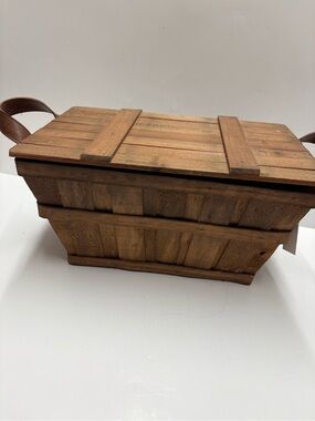 Decorative Wood Crate Basket with Lid Faux Leather Handles
